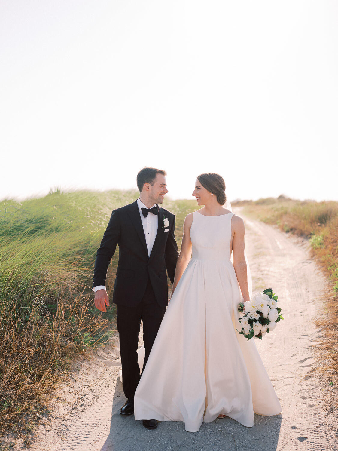 Kiawah Wedding Photographers Virgil Bunao Charleston Luxury Wedding Photographer Oceancourse