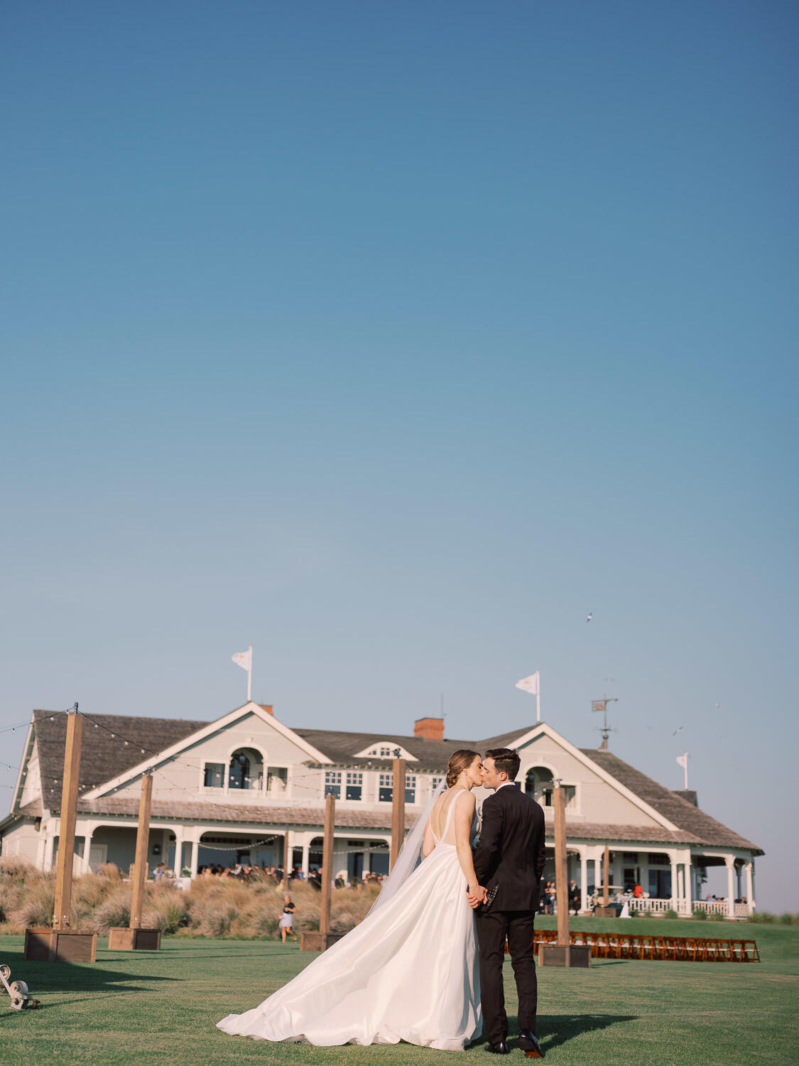 Kiawah Wedding Photographers Virgil Bunao Charleston Luxury Wedding Photographer Oceancourse