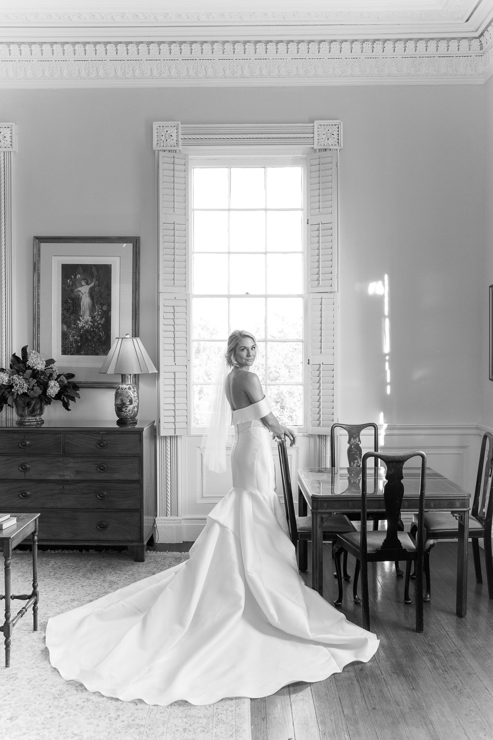 Charleston Wedding Photographers Virgil Bunao Elegant Bridal Portraits at the Thomas Bennett House  