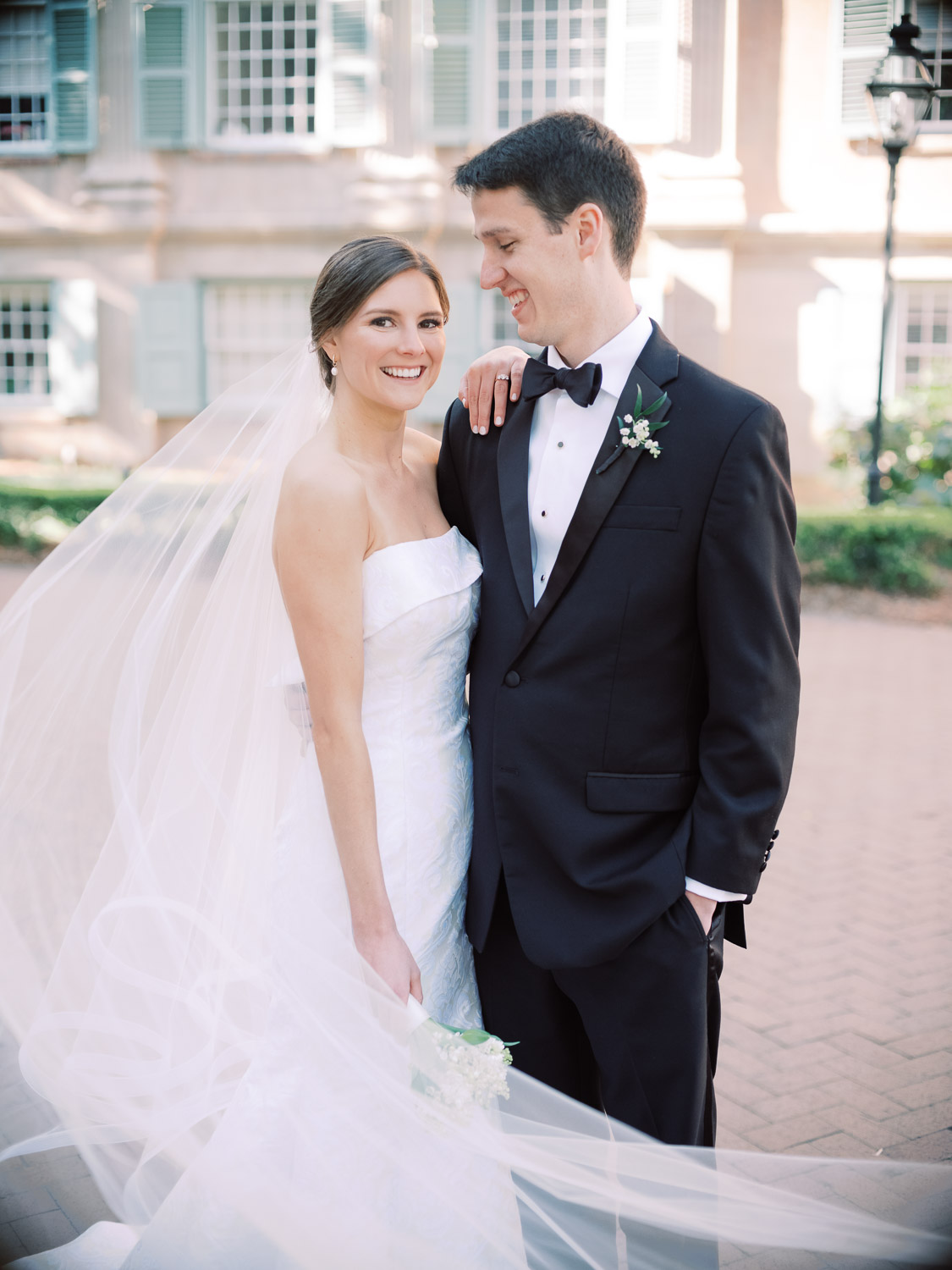 Classic Downtown Charleston Wedding at the Gibbes Museum of Art ...